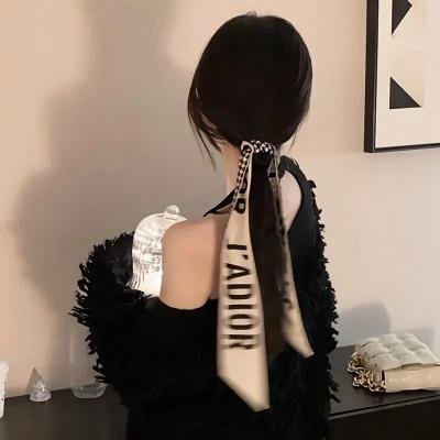 三个男人和一条美腿